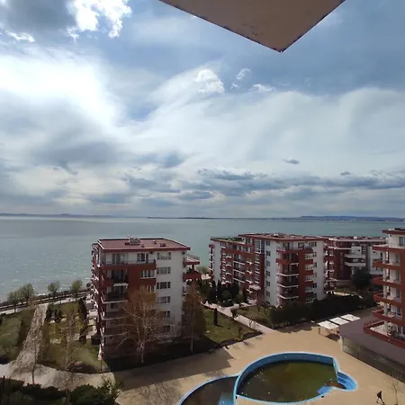 דירה Double Peach